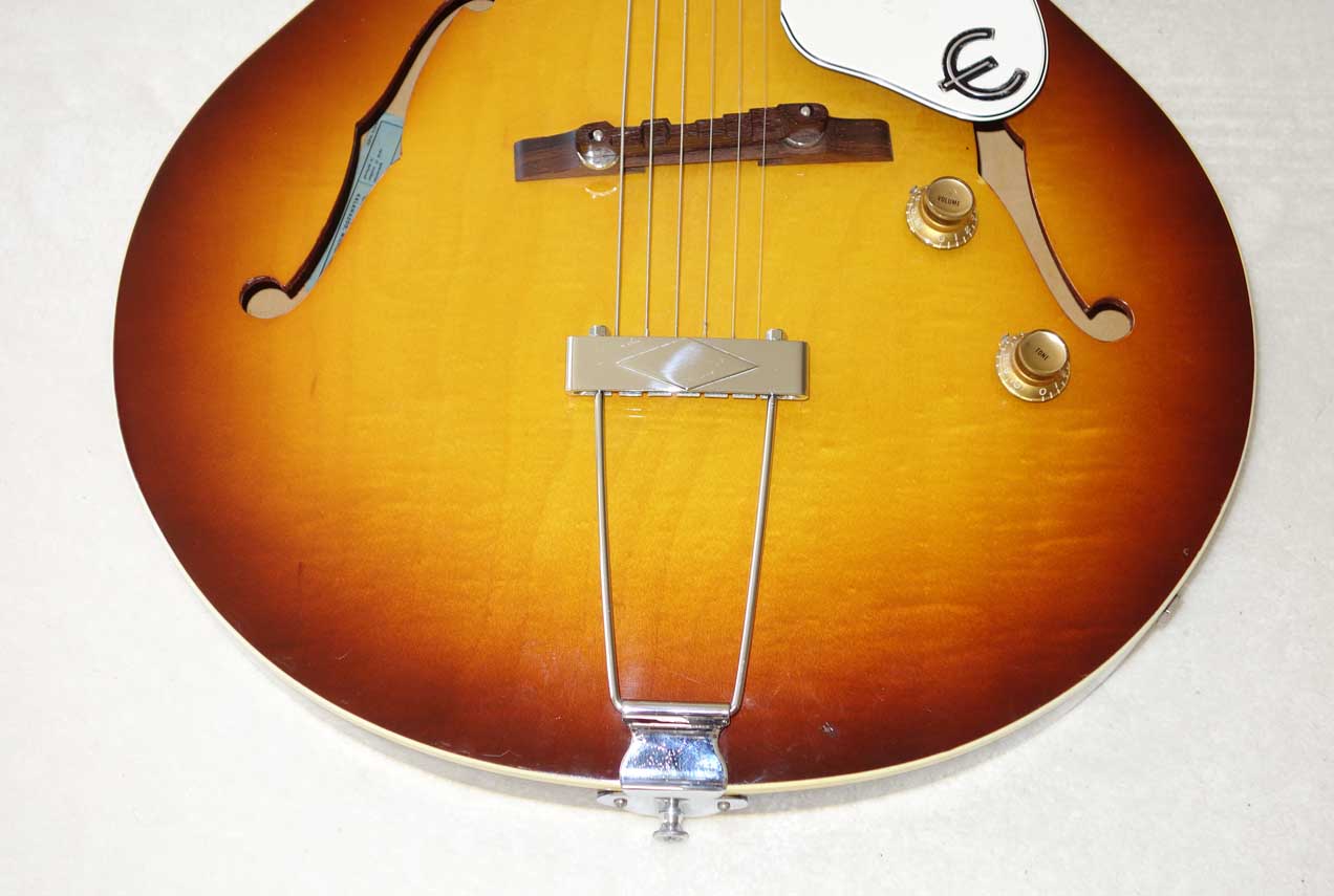 1966 Epiphone Sorrento Sunburst Electric Archtop Guitar w/Case